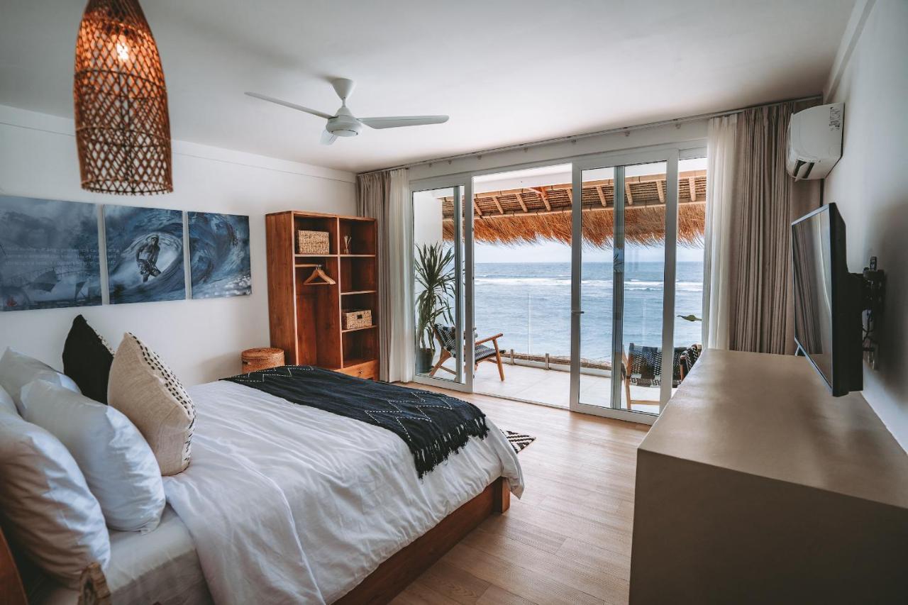 Legends Beachfront Resort Uluwatu Exterior foto