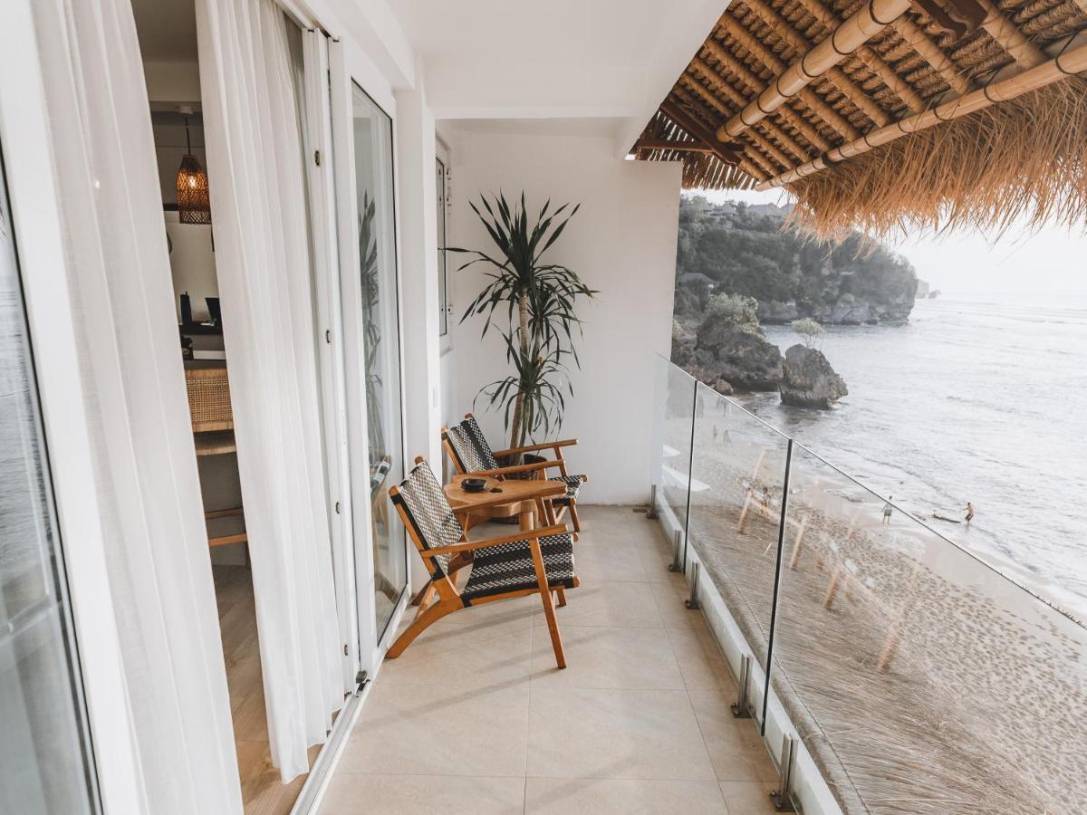 Legends Beachfront Resort Uluwatu Exterior foto