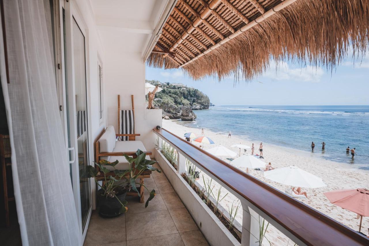 Legends Beachfront Resort Uluwatu Exterior foto